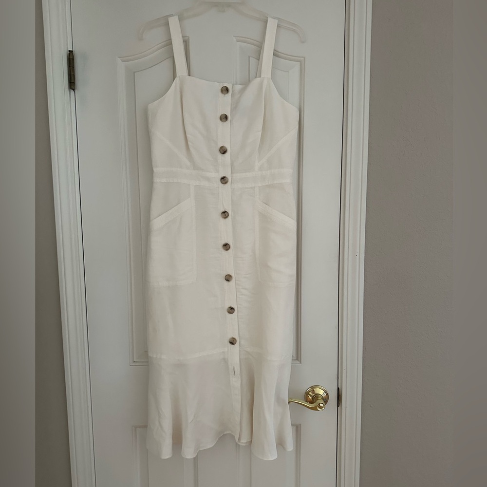 Banana Republic Cream sleeveless Button-Down Dress - Picture 2 of 6